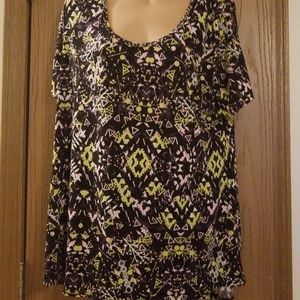 XL Lularoe Classic tee
